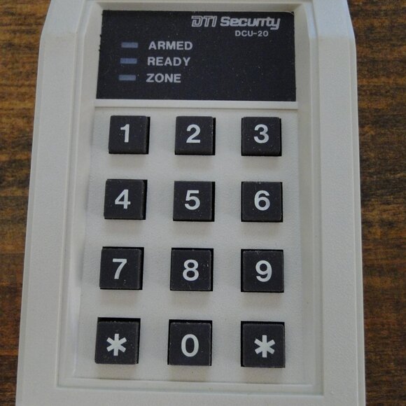 DTI SECURITY DCU-20 PROGRAMMABLE DIGITAL REMOTE CONTROL KEY PAD - Picture 3 of 4